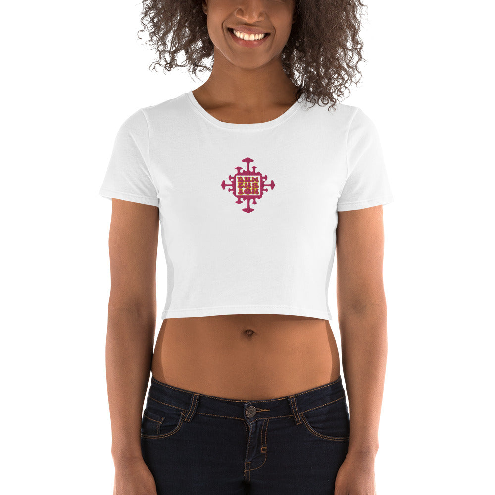 Extradimensional Hug Embroidered Crop Top